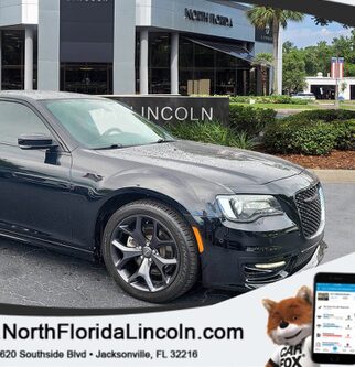 2021 Chrysler 300