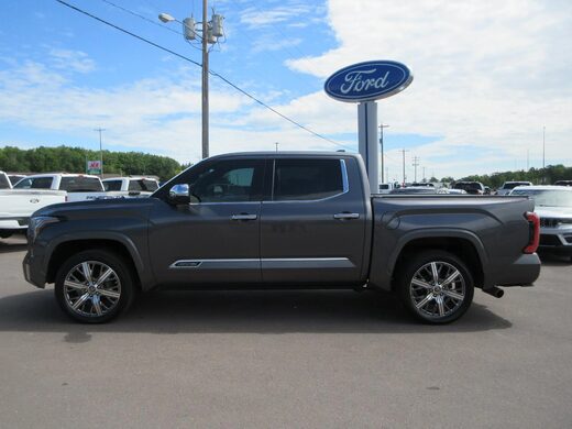 2023 Toyota Tundra 4WD