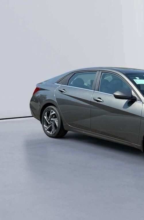 2025 Hyundai Elantra