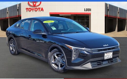 2025 Kia K4