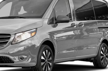 2023 Mercedes-Benz Metris Passenger Van
