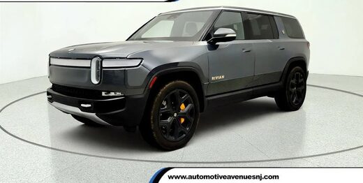 2023 Rivian R1S