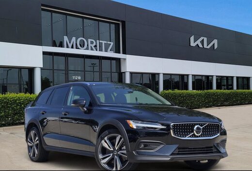 2025 Volvo V60 Cross Country