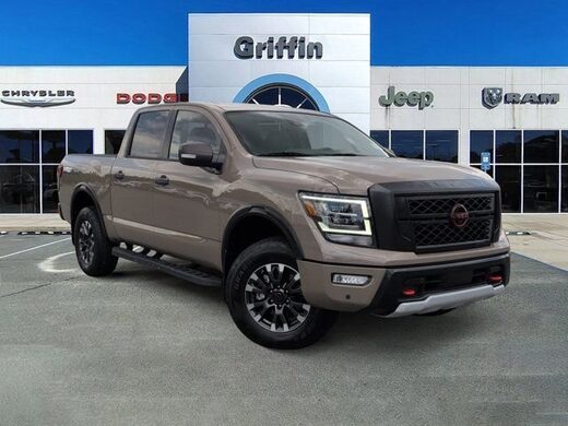 2024 Nissan Titan