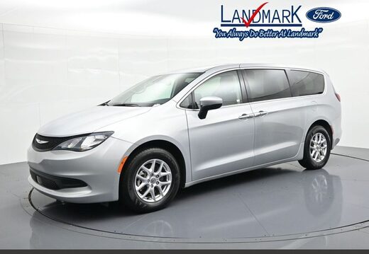 2023 Chrysler Voyager