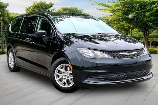 2023 Chrysler Voyager