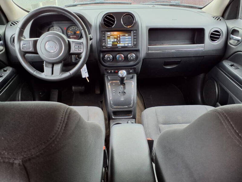 Photo 8