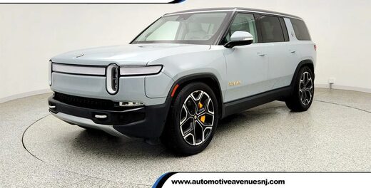 2024 Rivian R1S