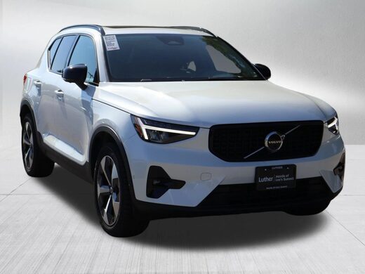 2024 Volvo XC40