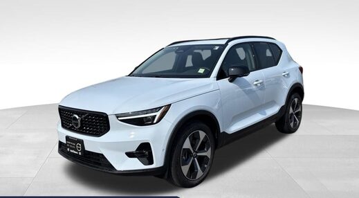 2026 Volvo XC40