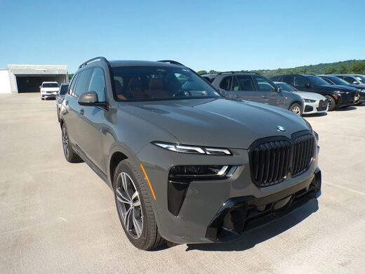 2025 BMW X7