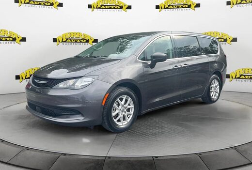 2023 Chrysler Voyager