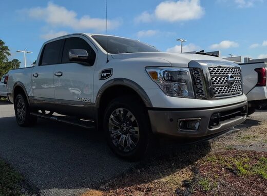 2017 Nissan Titan