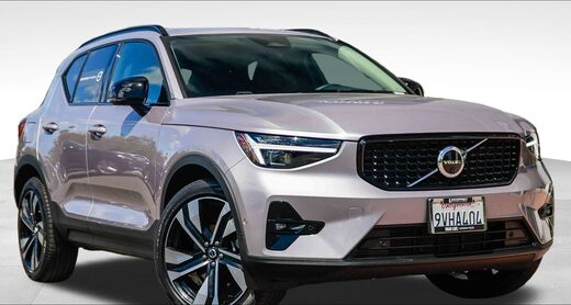 2026 Volvo XC40