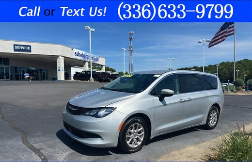 2023 Chrysler Voyager