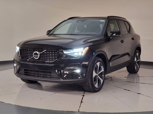 2026 Volvo XC40