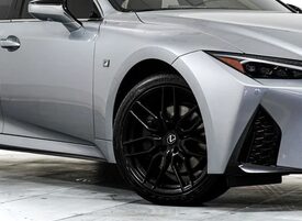 2023 Lexus IS