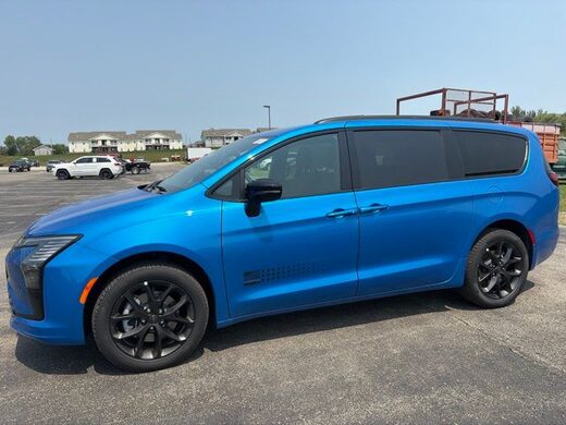 2027 Chrysler Pacifica