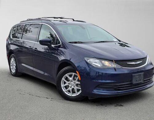 2020 Chrysler Voyager