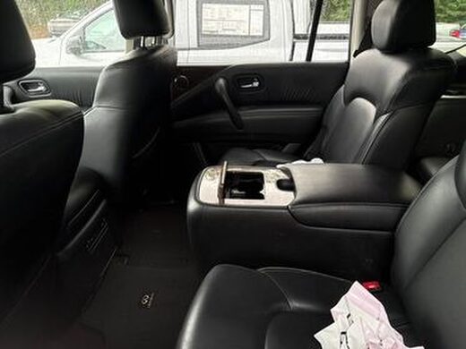 2017 INFINITI QX80