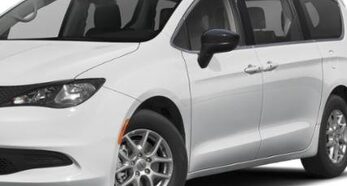 2024 Chrysler Voyager