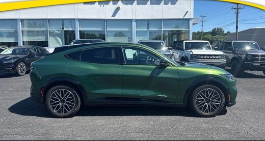 2024 Ford Mustang Mach-E