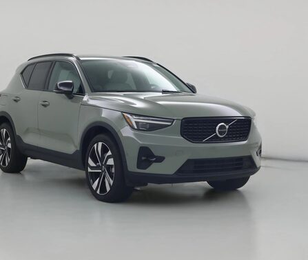 2024 Volvo XC40