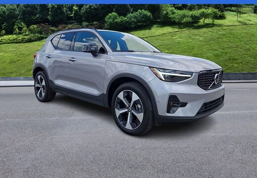 2026 Volvo XC40