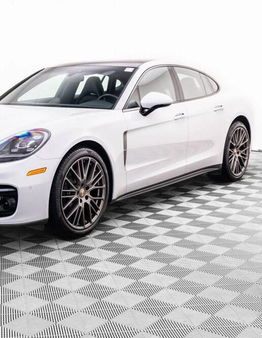 2023 Porsche Panamera