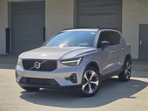 2026 Volvo XC40