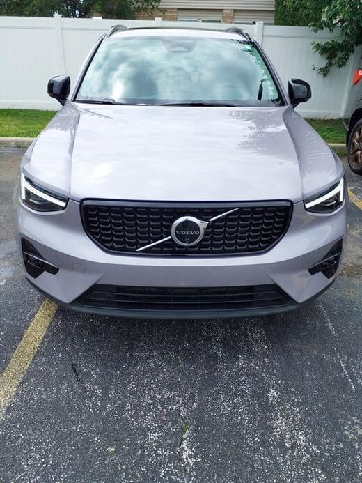 2026 Volvo XC40