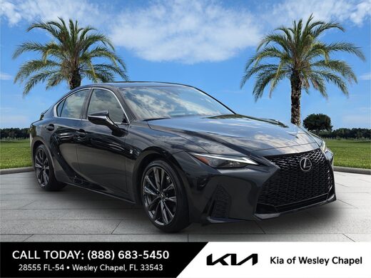2023 Lexus IS
