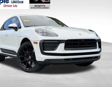 2022 Porsche Macan