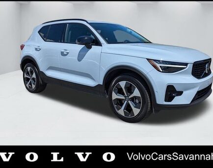 2026 Volvo XC40