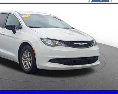 2024 Chrysler Voyager