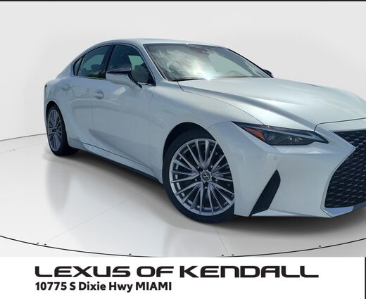2023 Lexus IS
