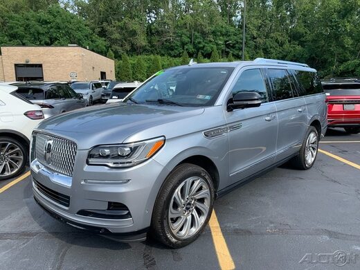 2023 Lincoln Navigator L