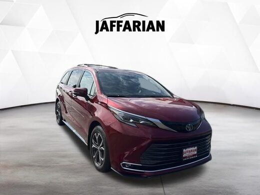 2025 Toyota Sienna