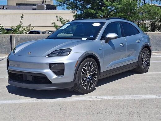 2025 Porsche Macan
