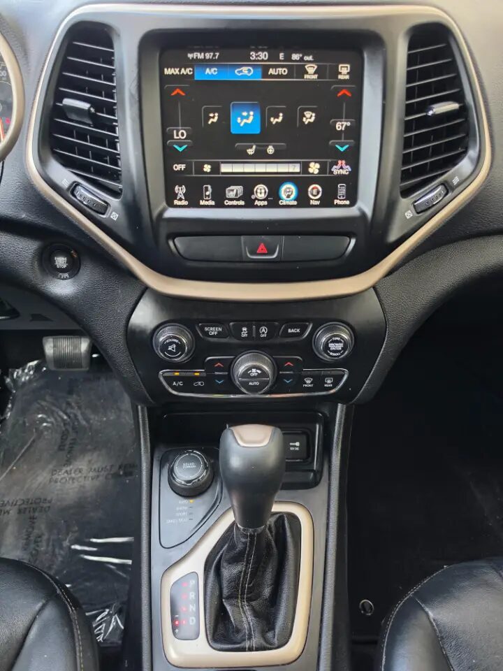 Photo 18