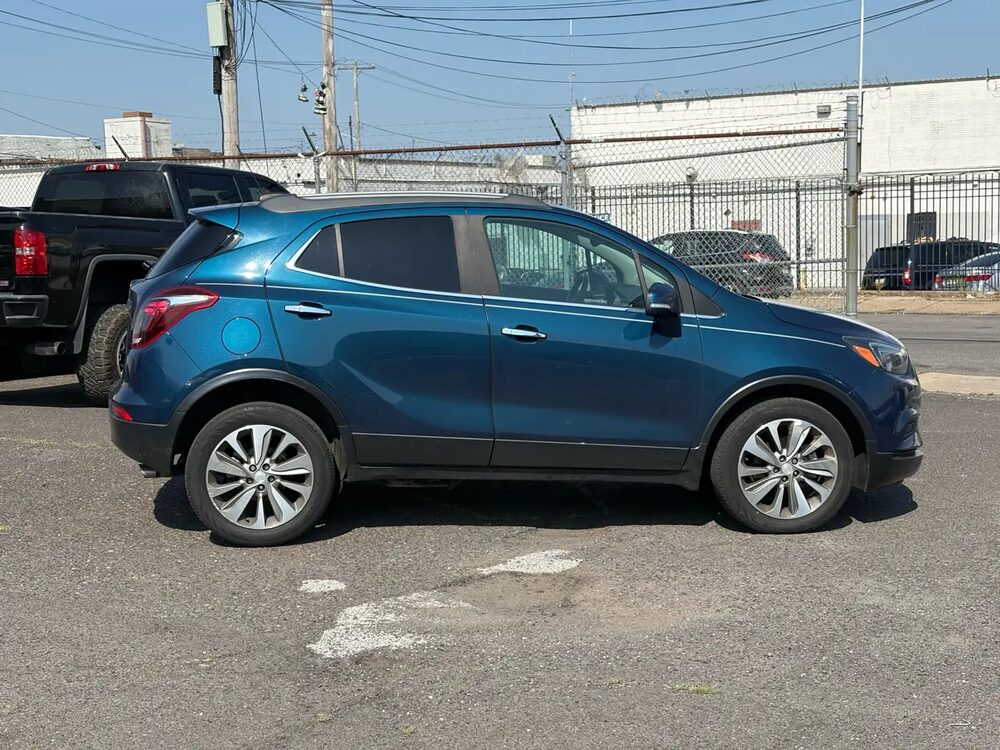 Photo 6