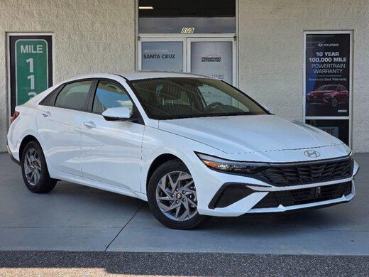 2025 Hyundai Elantra Hybrid