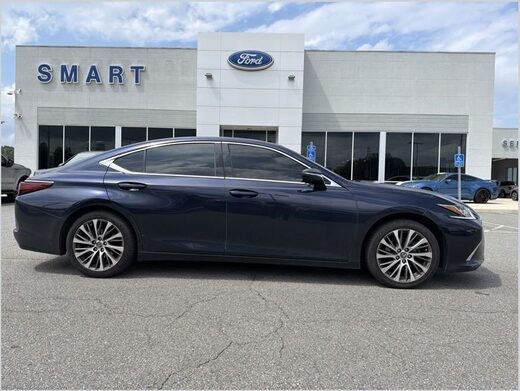 2019 Lexus ES