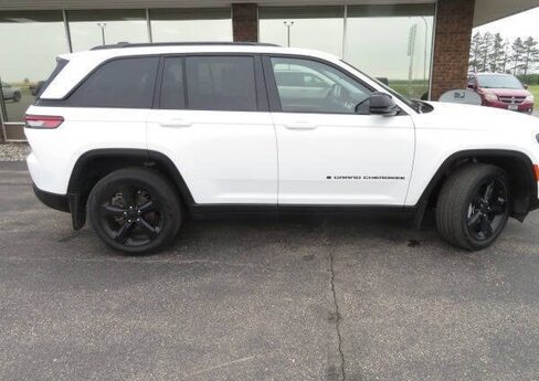 2023 Jeep Grand Cherokee