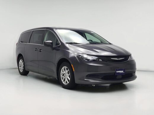 2023 Chrysler Voyager