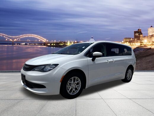 2023 Chrysler Voyager