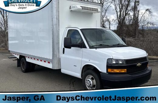 2024 Chevrolet Express Cutaway