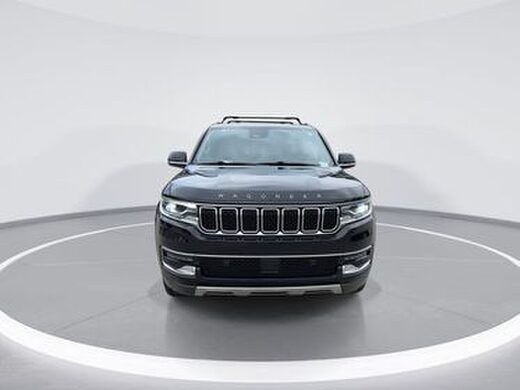 2022 Jeep Wagoneer