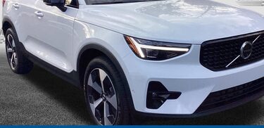 2026 Volvo XC40