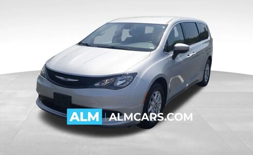 2023 Chrysler Voyager